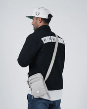 Charger l&#39;image dans la galerie, Kingz Side Bag- Cream
