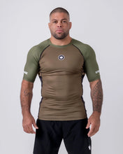 Lade das Bild in den Galerie-Viewer, Rashguard Kingz Terra
