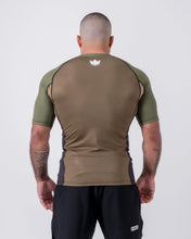 Lade das Bild in den Galerie-Viewer, Rashguard Kingz Terra
