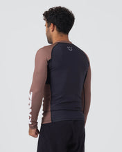 Lade das Bild in den Galerie-Viewer, Rashguard Kingz Ranked Performance V2 Long Sleeve - Braun
