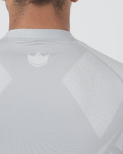 Cargar imagen en el visor de la galería, Ghost Rashguard
