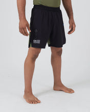 Lade das Bild in den Galerie-Viewer, Trooper Hybrid Shorts
