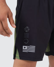 Lade das Bild in den Galerie-Viewer, Trooper Hybrid Shorts
