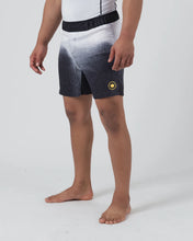 Lade das Bild in den Galerie-Viewer, Galaxy Performance Series Shorts
